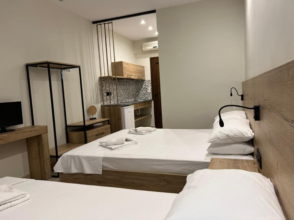 Elenasrooms Kallithea  Extérieur photo